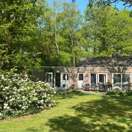 Lovely House Located In A Private Natural Area