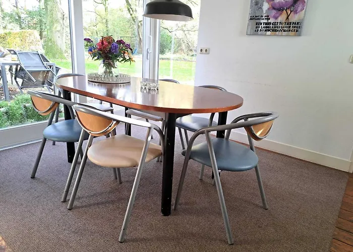 In Near Eindhoven Vessem